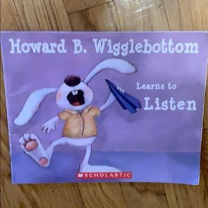 A book called Howard be wigglebottom